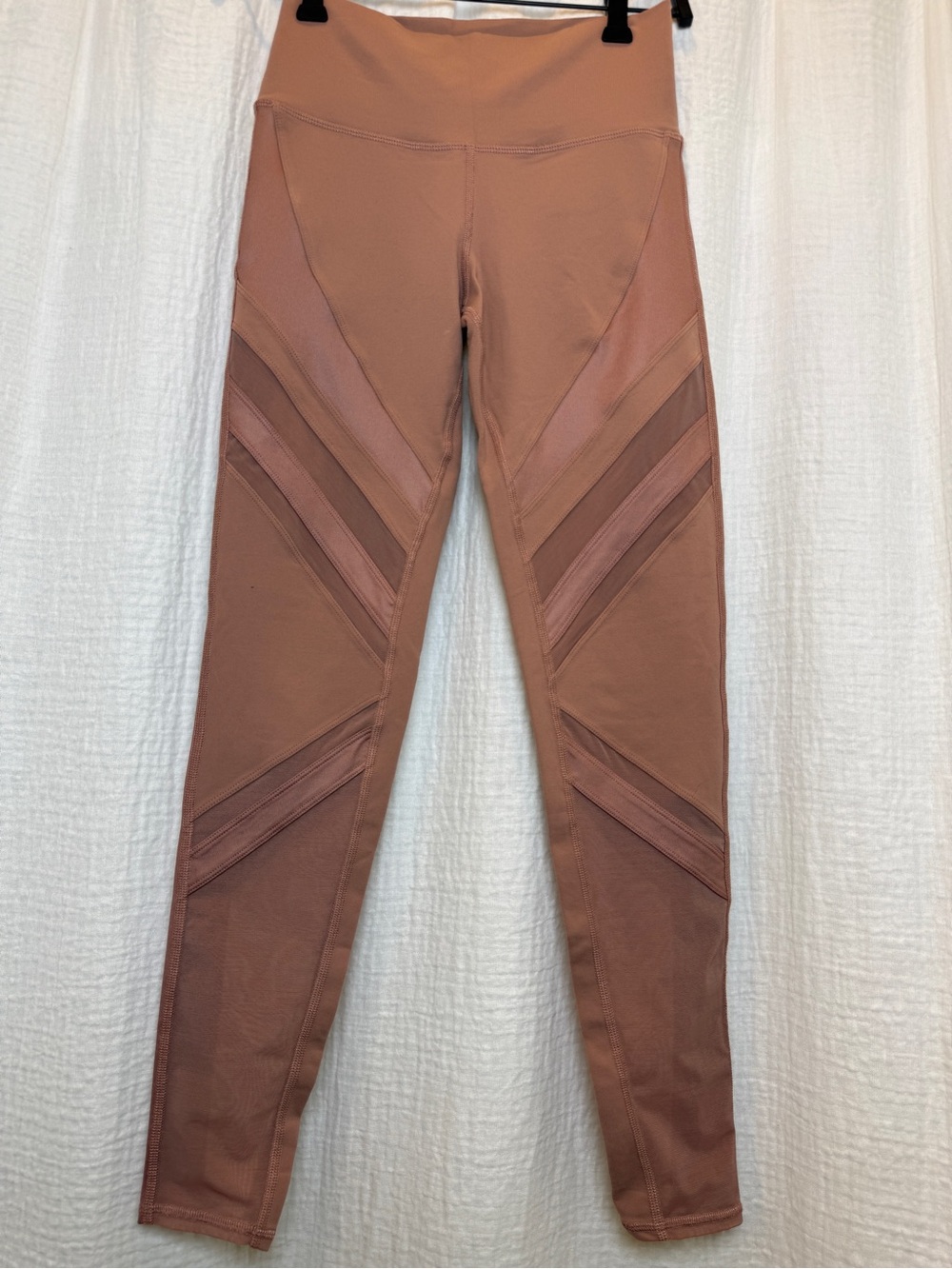 Alo Yoga High-Waist Epic Leggings - Rosewater Pink (Size Small)
